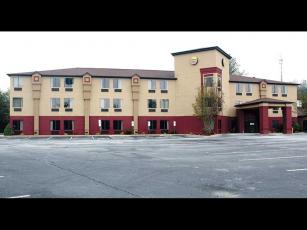 Press photo/Jake Browning - The Comfort Inn has been operating at about 20 percent capacity.